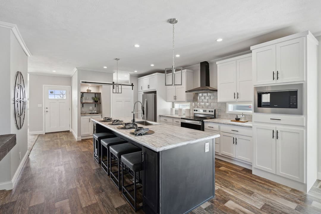 Grand canyon kitchen home features