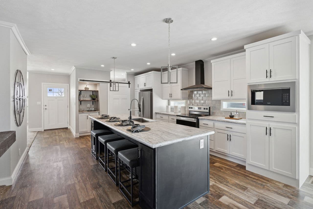 Grand canyon kitchen home features