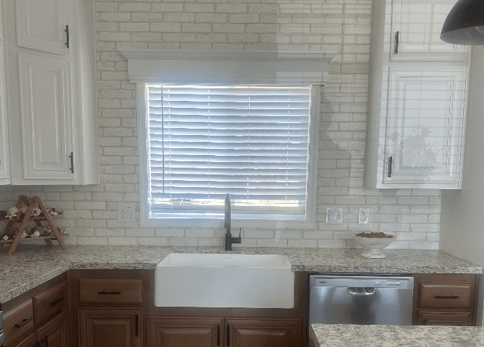 Drakes bay kitchen home features