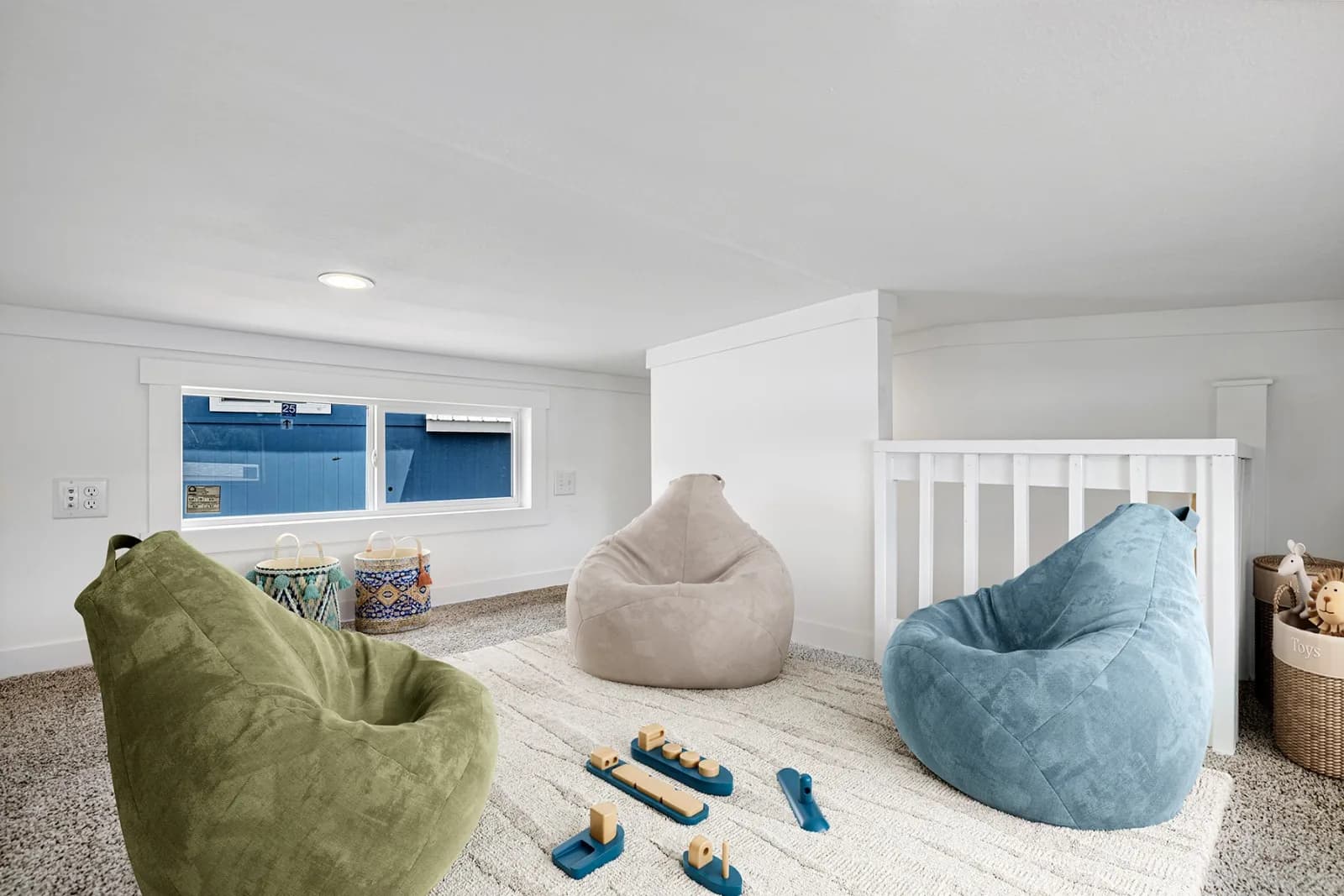 Ath-06l interior home features