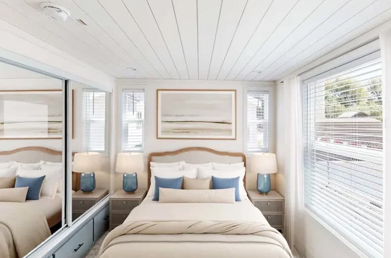 Ath-30dl bedroom home features