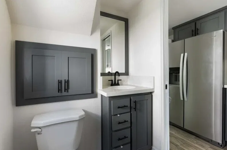 Ath-30dl bathroom home features