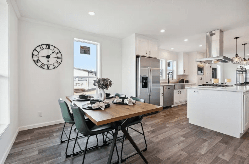 Gs 9921 av interior home features